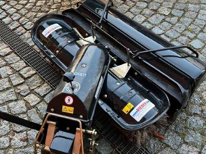 Bild 3:Tielbürger Anbau-Kehrmaschine TK 520