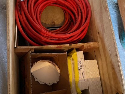 Bild 4:Abfüllanlage mit Filter, Flaschenwaschmaschine