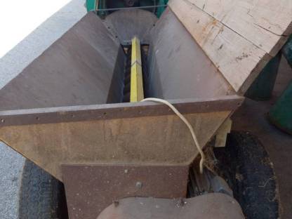 Bild 4:Getreideförderschnecke mit Gebläse