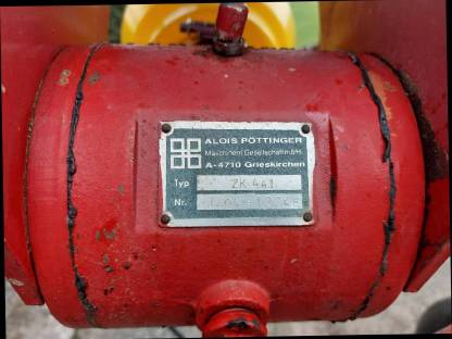 Bild 4:Kreiselheuer Pöttinger Typ ZK 461