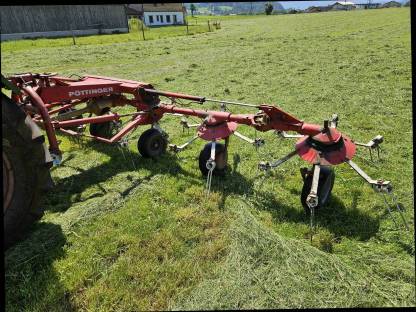 Bild 2:Kreiselheuer Pöttinger Hit 69 N