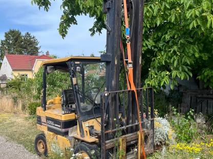 Daewoo Staplermast D25S2