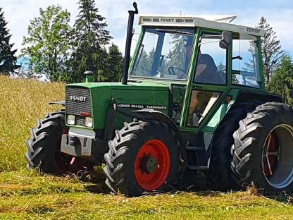 Bild 7:Zwillingsräder Fendt Farmer