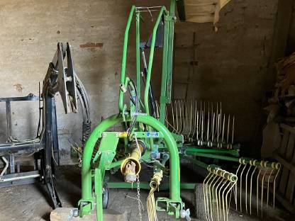 Bild 3:Krone Einkreiselschwader Swadro 42/13