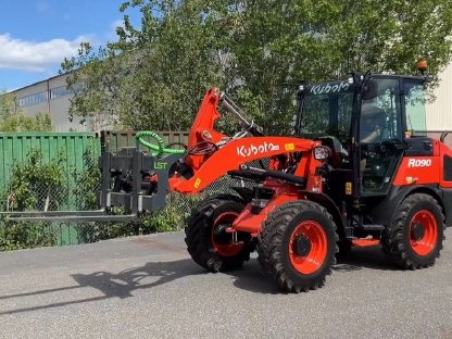 Radlader Kubota R090