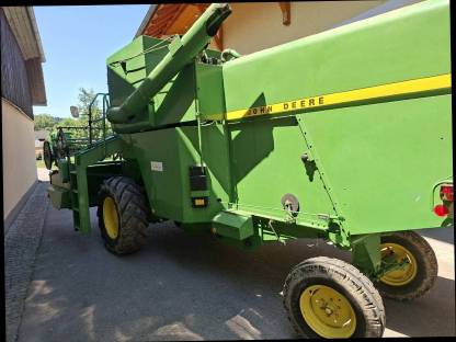 John Deere Mähdrescher 942