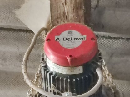 Bild 8:DeLaval DDF1200-1 Stallventilatoren mit Steuerung (2 Stk.)