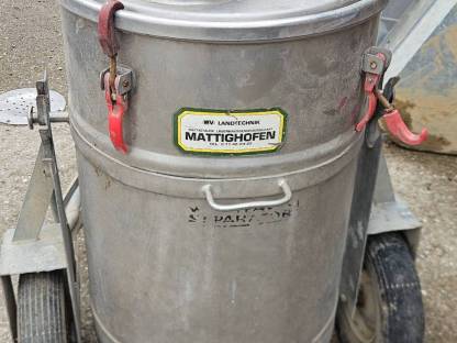 Bild 2:Melkkannen plus Tankwagen 160l