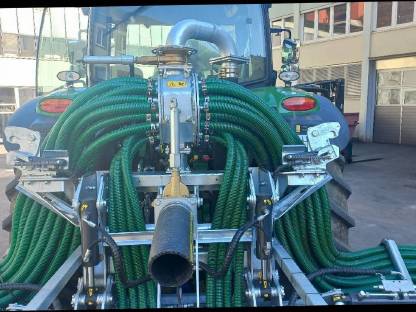 Bild 5:Schleppschuhverteiler Eagle 7,5 m von Farmtech