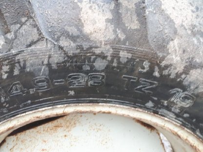 Bild 7:Steyr 50 mit Frontlader