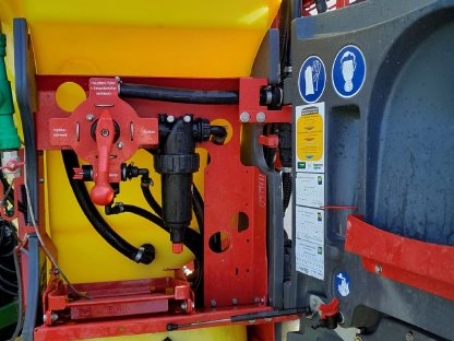 Bild 3:Feldspritze Rau/Kverneland iXter B10, 15 m