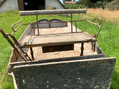 Bild 5:Pferdewagen