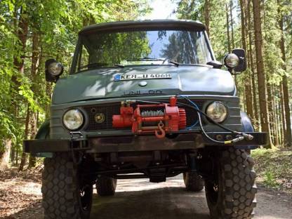 Bild 2:Unimog 406