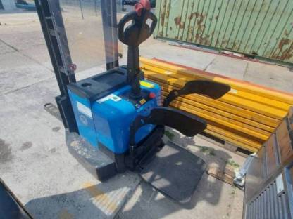 HanseLifter Elektrstapler E-15 Gabelstapler