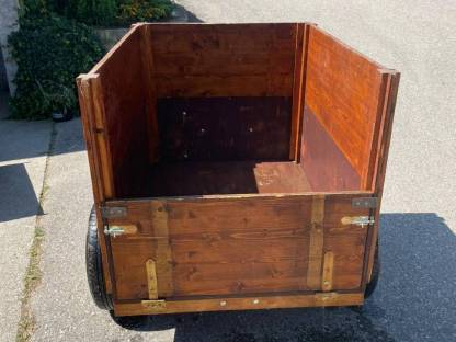 Bild 2:Kleinanhänger