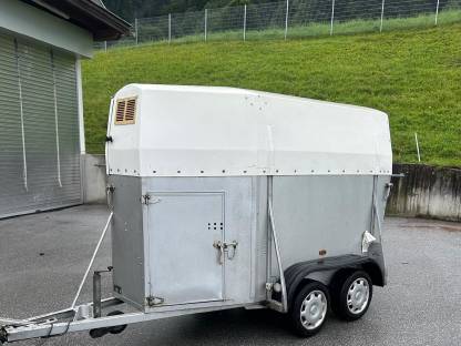 Mühlberger Pkw-Viehanhänger