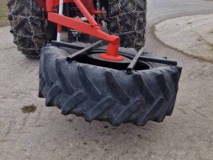 Bild 4:Futterschieber, Reifen hydraulisch