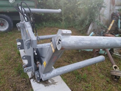 Bild 4:Fliegl Ballengabel Schmetterling