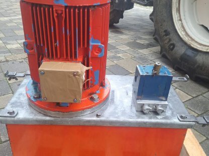 Bild 4:Hydraulikaggregat Firma Schauer