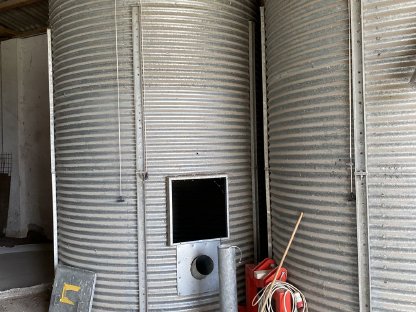 Rundwandsilo auf Blech