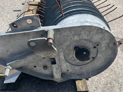 Bild 5:Pickup Ladewagen neu