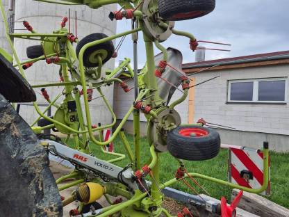 Claas Volto 77