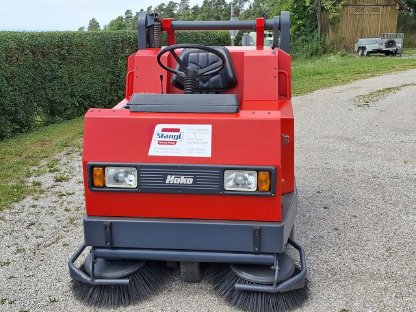 Bild 7:Kehrsaugmaschine - Diesel Hako 1450 D