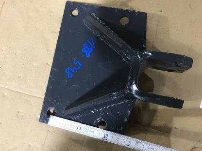 Bild 2:Anhängeplatte Steyr 188-548