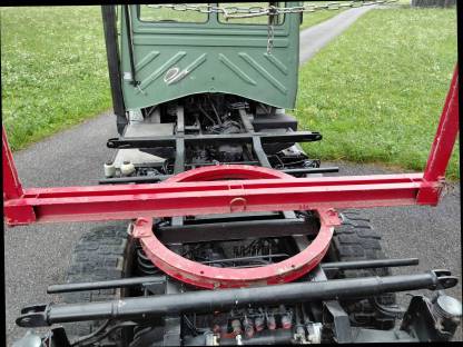 Bild 3:Unimog 1650 mit Nachläufer