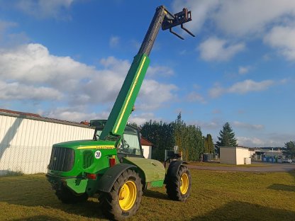 Bild 5:John Deere 3415: Teleskoplader