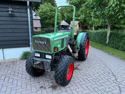 Fendt 260 V Traktor