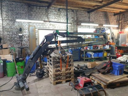 Bild 8:Hacker Holzhäcksler Heizohack 10/400