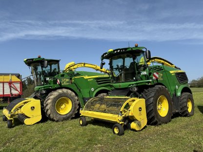 Bild 8:Gras-, Maishäckseln mit Ertragserfassung