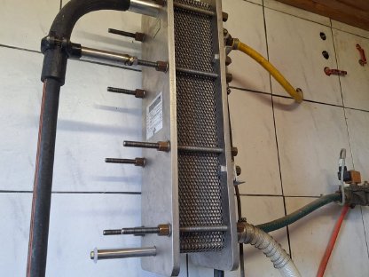 Bild 8:DeLaval Melkstand u. Milchtank