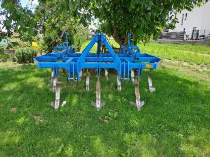 Bild 2:Flügelschargrubber