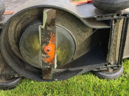 Bild 3:Elektro-Rasenmäher Solo Piccolo