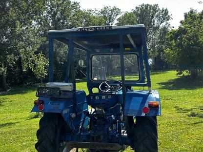 Bild 3:Ford Dexta 2000 Traktor Schlepper Agrarfahrzeug