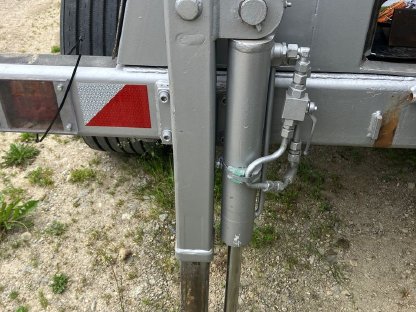 Bild 5:Adler MS 700 UNI Seilkran Kippmast Seilbahn