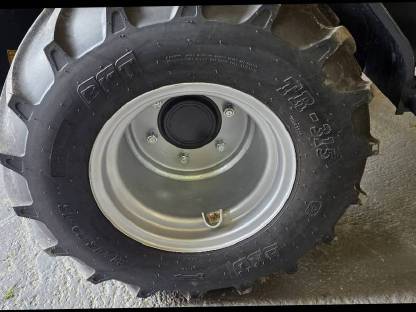Bereifung für Hoflader 31x15.5-15 ET-70
