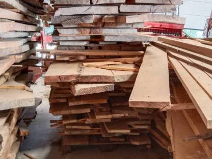 Bild 2:Birnbaumholz, Birnbaumbretter