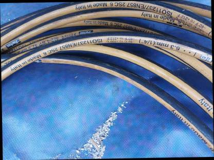 Bild 2:Hydraulikschlauch