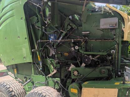 Bild 6:Krone Fortima V 1800 MC Rundballenpresse Tandem