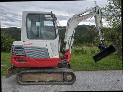Takeuchi TB228
