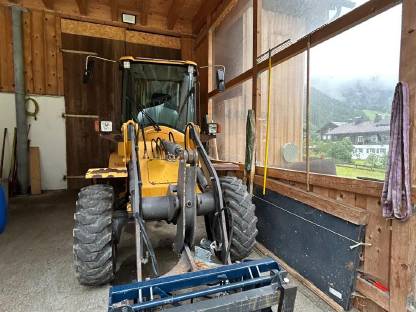 Bild 2:Volvo L30B Radlader