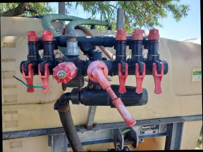 Bild 4:Feldspritze 700 l Favaro