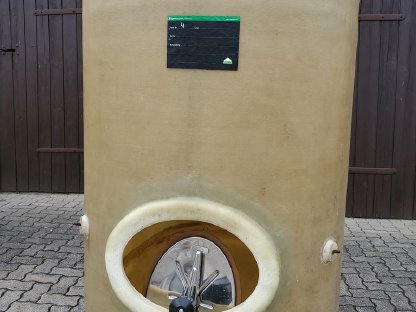 Bild 3:Polyestertank, Fabrikat Leidenfrost
