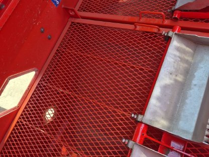 Bild 7:Rauch Aero 2216 Düngerstreuer