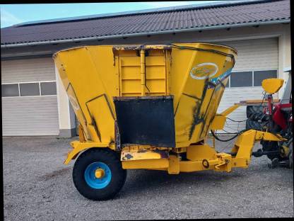 Bild 2:Verkaufe Futtermischwagen Shelbourne
