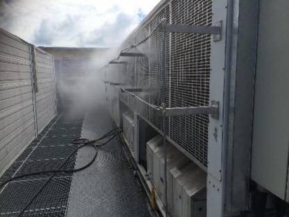 Bild 8:Komponenten für Wasser-Sprühnebelsysteme zur Stallkühlung