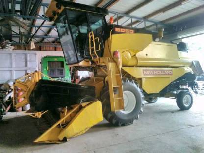 New Holland 8050